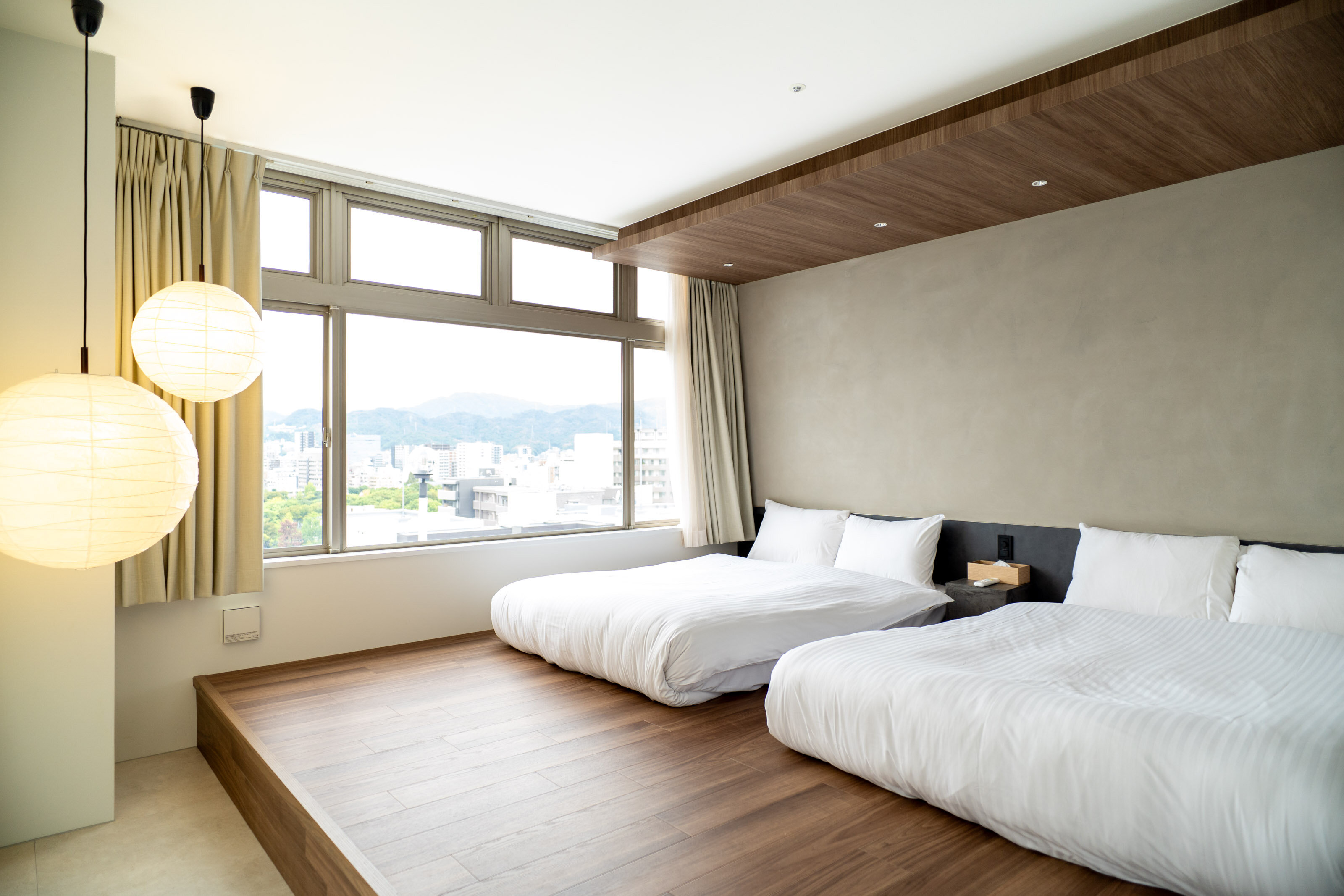 craft hotel antenna 33_BR1.jpg